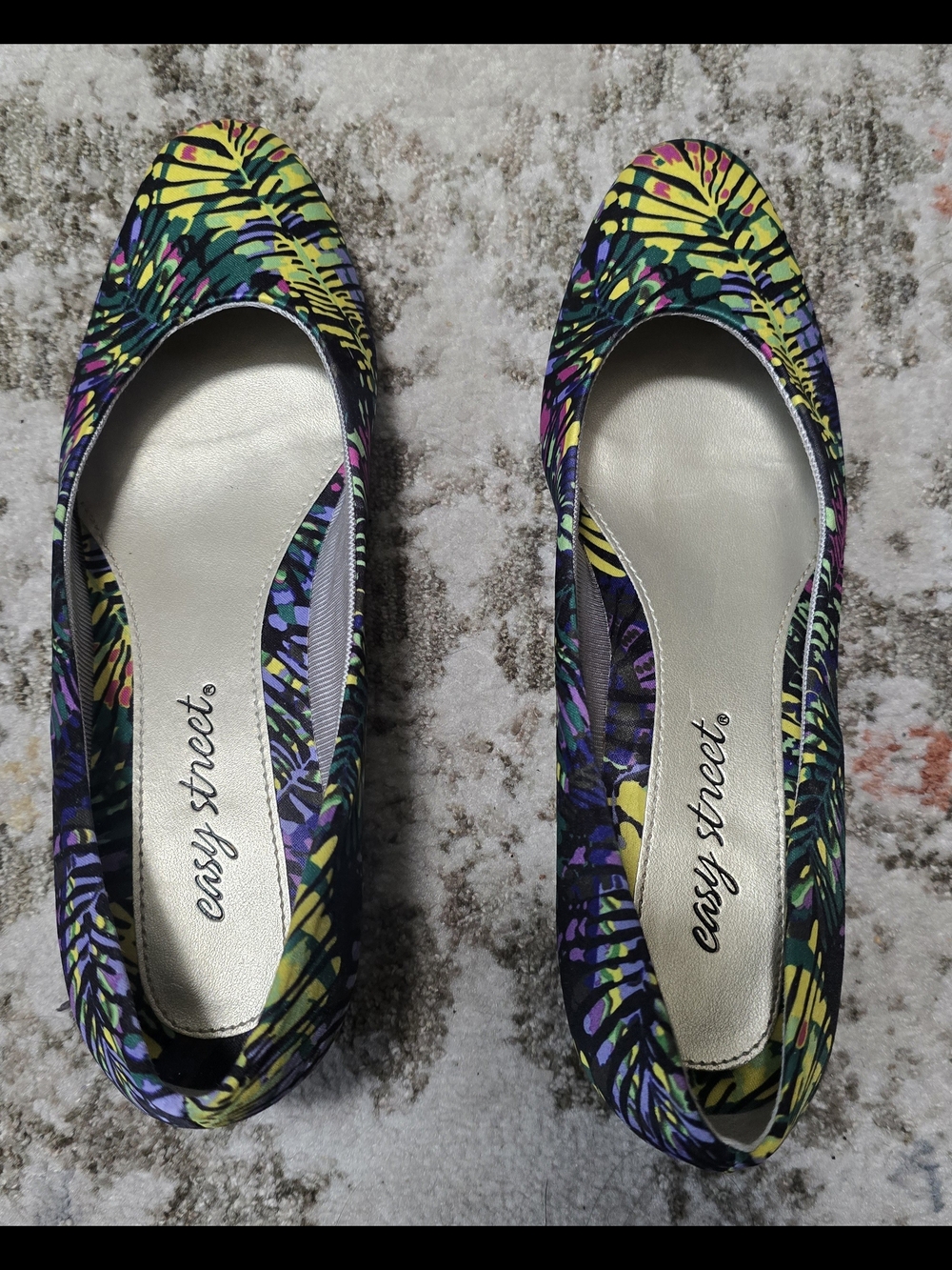 Easy Street Multicolor Tropical Low Block Heel Pumps Sz 6.5M